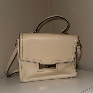 Chic Cream Cross Body Kate Spade Bag